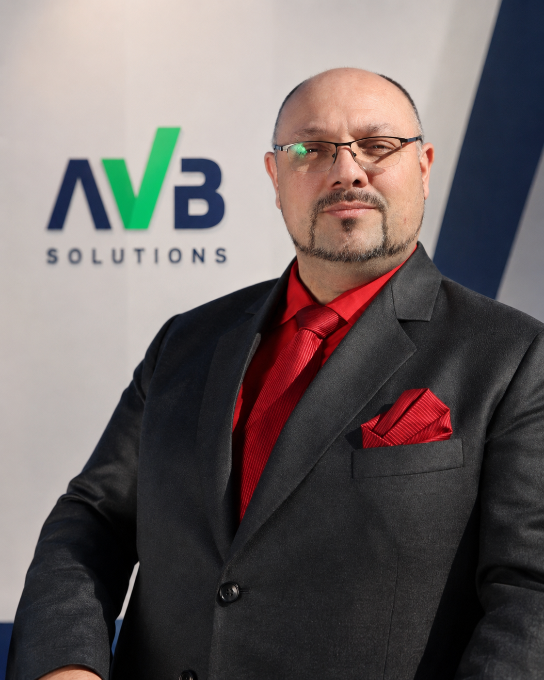 Alejandro Valencia, fundador de AVB Solutions